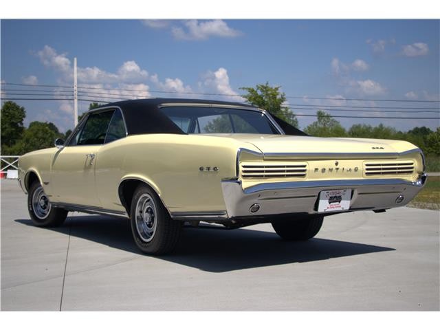 Pontiac-GTO-1966-Hardtop-37