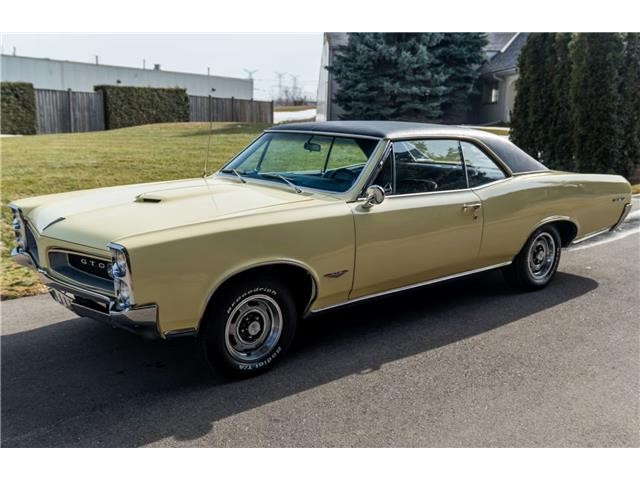 Pontiac-GTO-1966-Hardtop-39