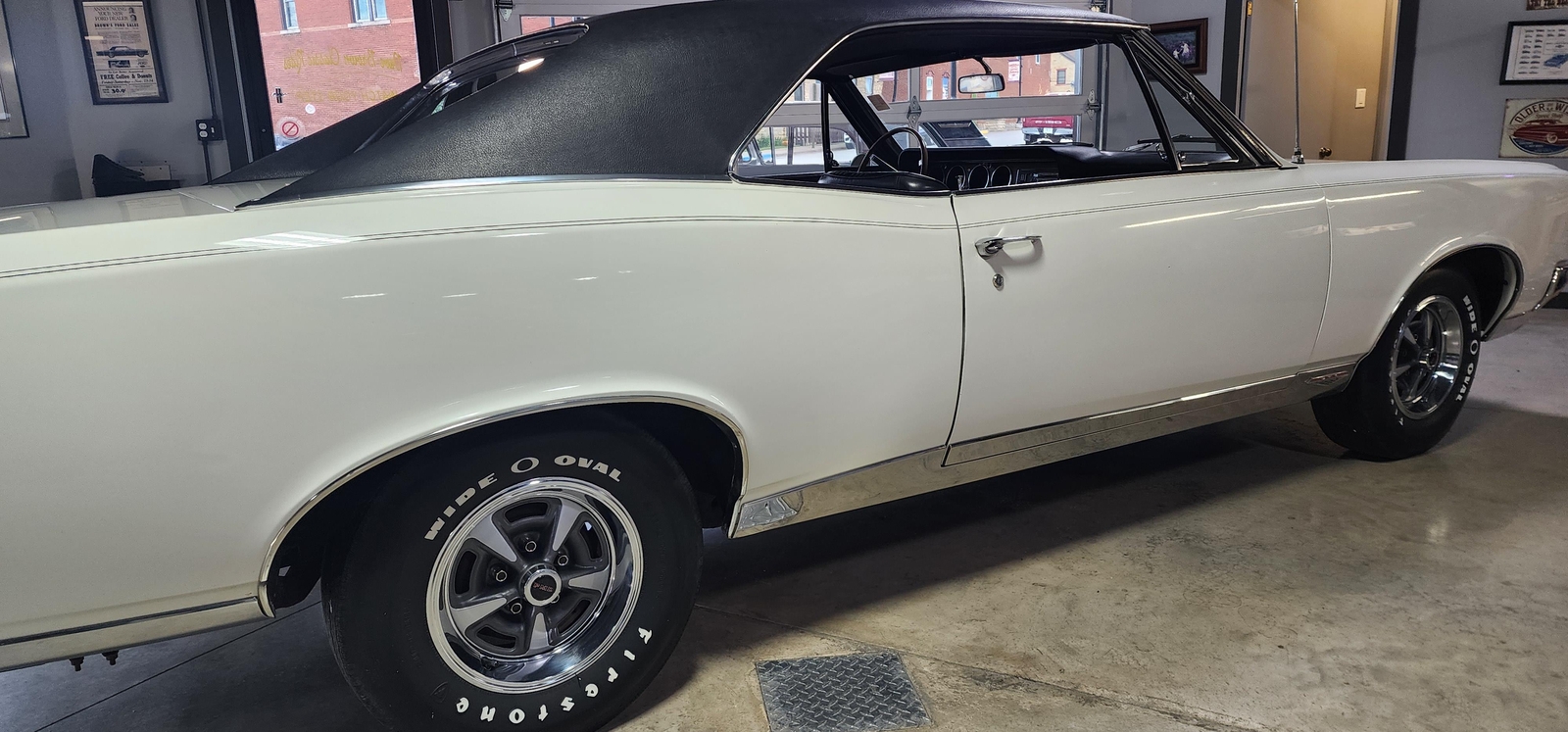 Pontiac-GTO-1967-2-dr-10