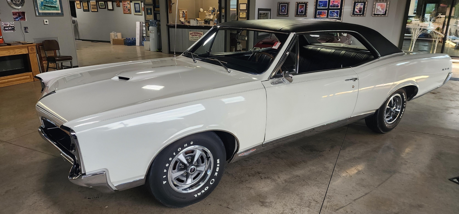 Pontiac-GTO-1967-2-dr-16