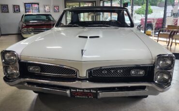 Pontiac-GTO-1967-2-dr-18