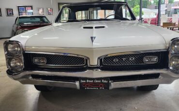 Pontiac-GTO-1967-2-dr-23