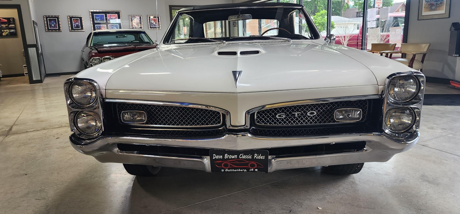 Pontiac-GTO-1967-2-dr-23
