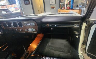 Pontiac-GTO-1967-2-dr-34