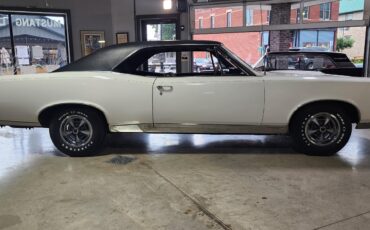 Pontiac-GTO-1967-2-dr-7