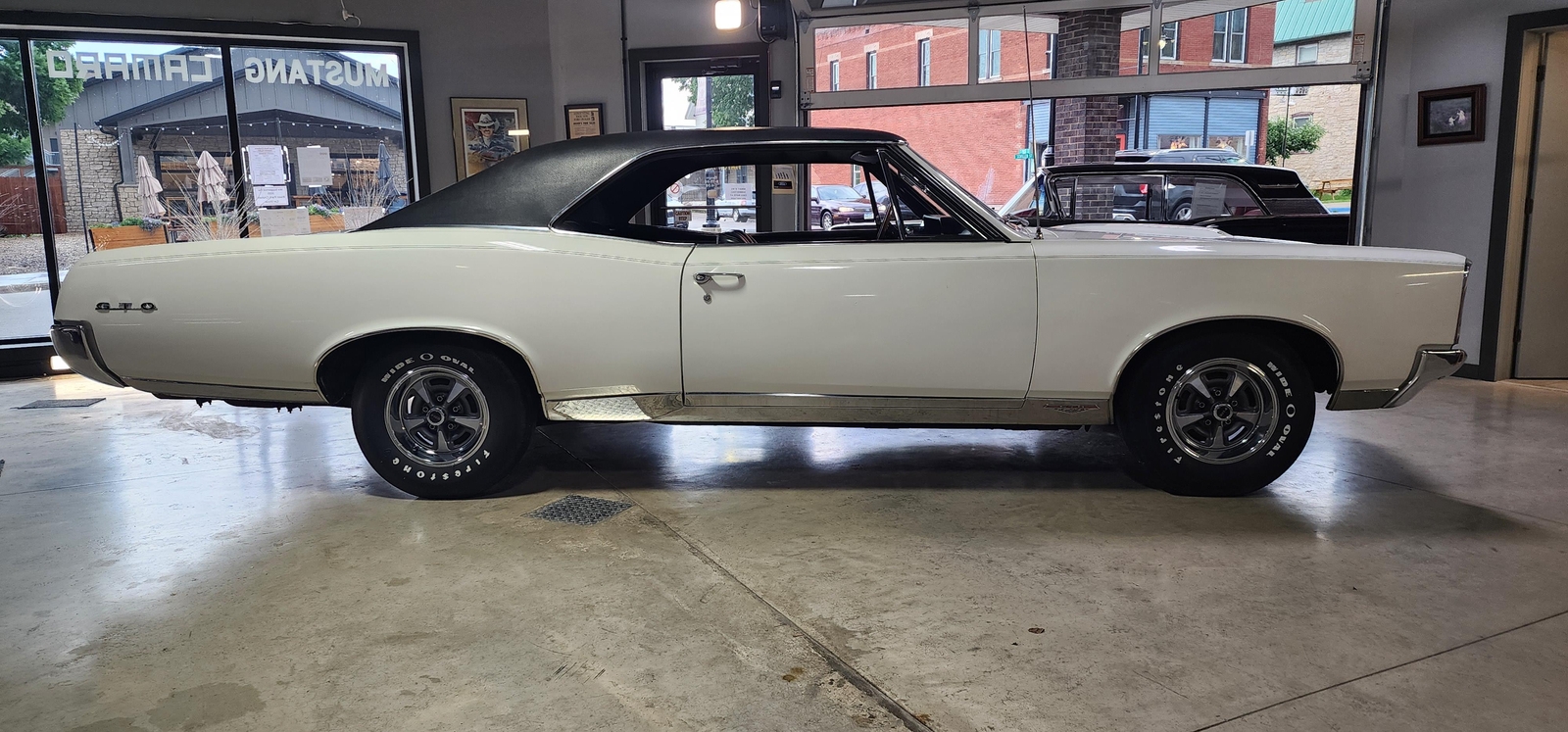 Pontiac-GTO-1967-2-dr-7