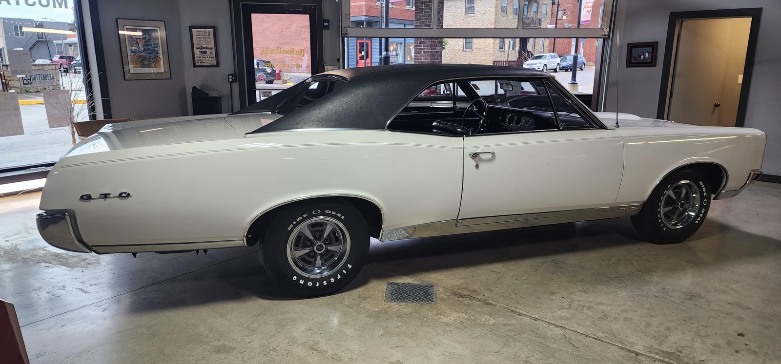 Pontiac-GTO-1967-2-dr-9