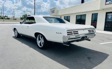 Pontiac-GTO-1967-Coupe-2