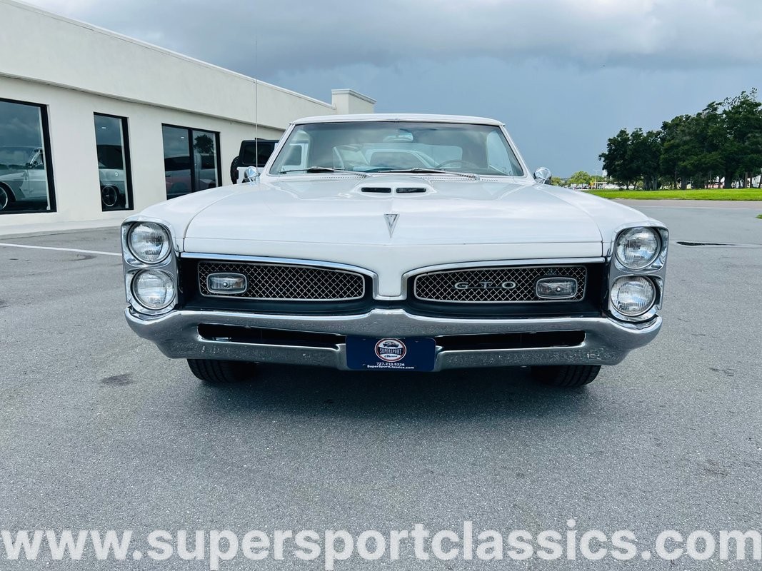 Pontiac-GTO-1967-Coupe-8