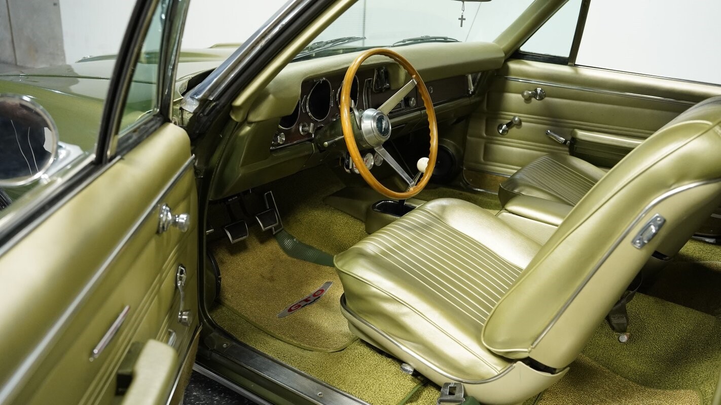 Pontiac-GTO-1968-Convertible-4