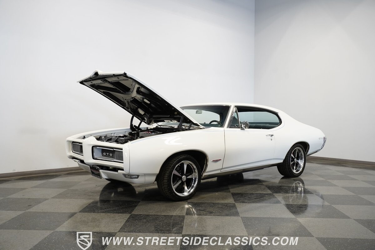 Pontiac-GTO-1968-Coupe-19