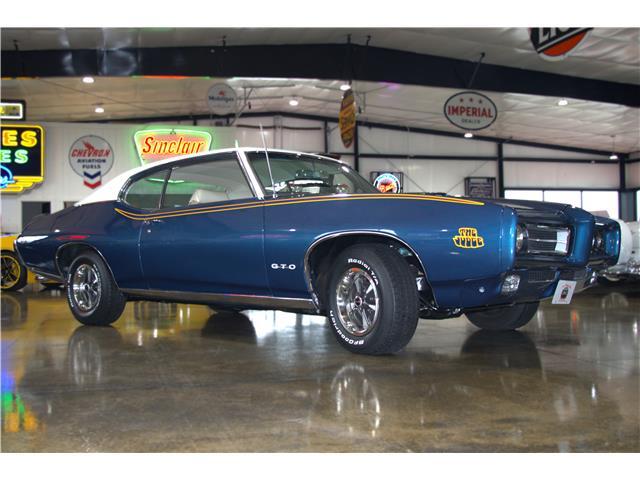 Pontiac-GTO-1969-2-Door-11