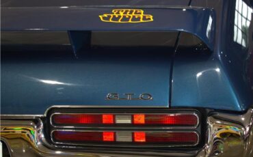 Pontiac-GTO-1969-2-Door-33