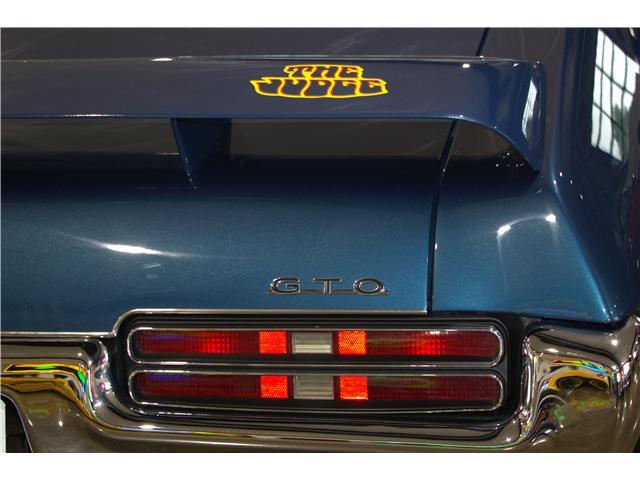 Pontiac-GTO-1969-2-Door-33