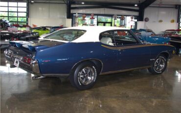 Pontiac-GTO-1969-2-Door-9