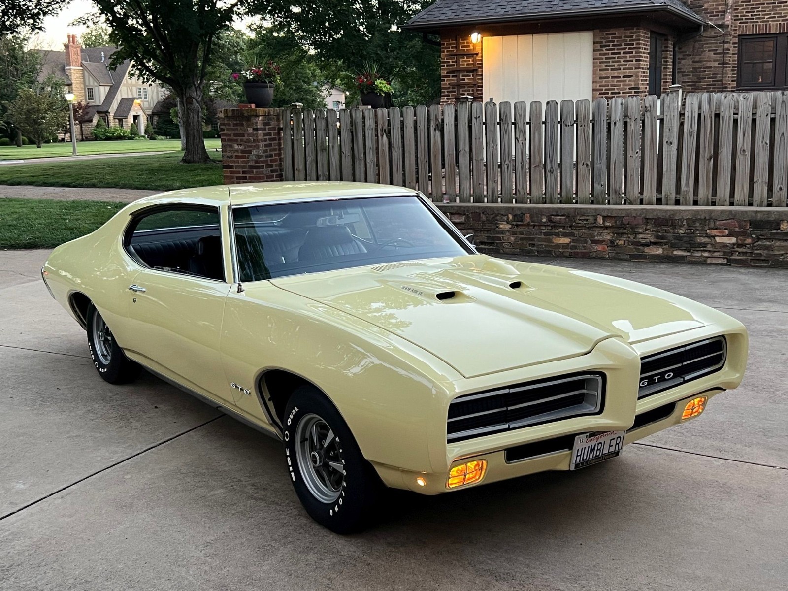 Pontiac-GTO-1969-Coupe-1