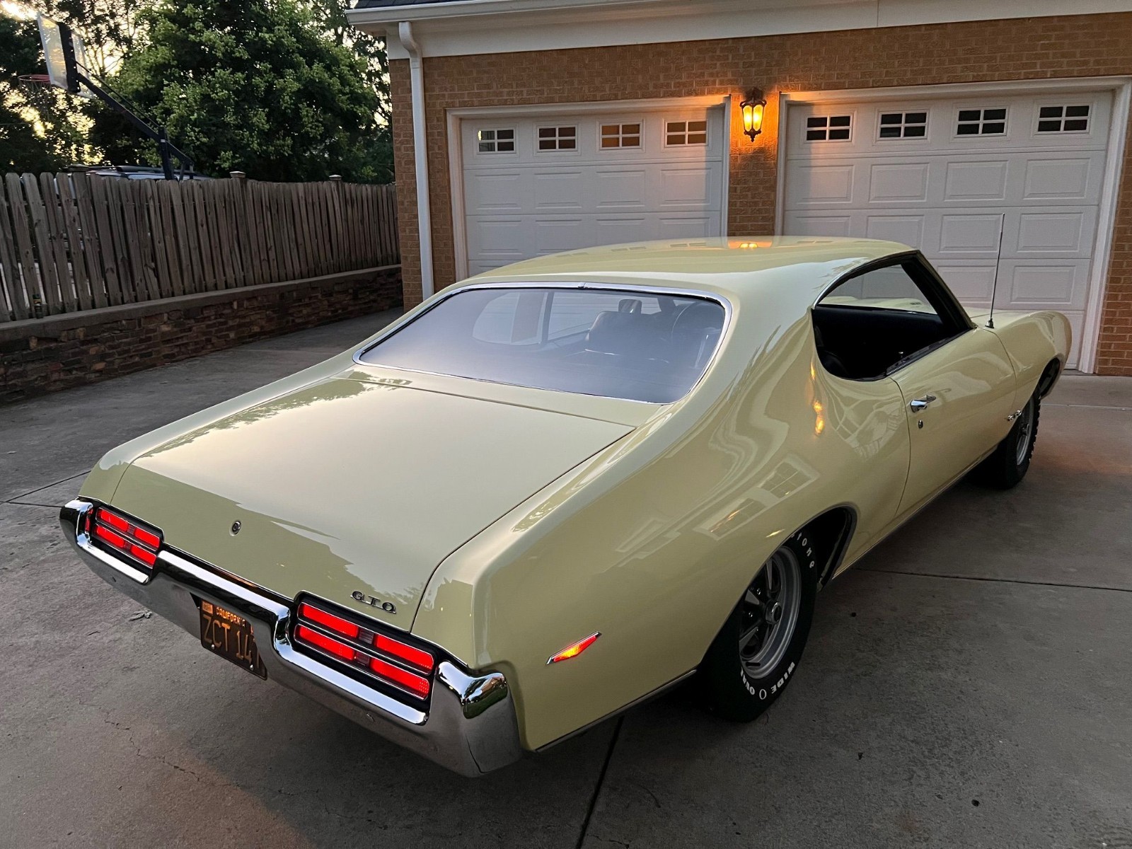 Pontiac-GTO-1969-Coupe-16