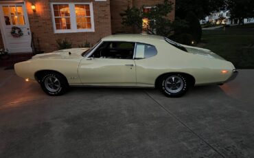 Pontiac-GTO-1969-Coupe-19