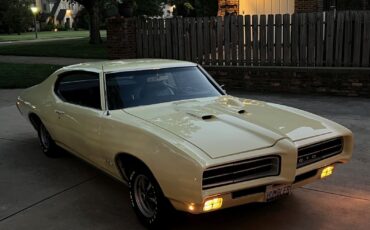 Pontiac-GTO-1969-Coupe-22