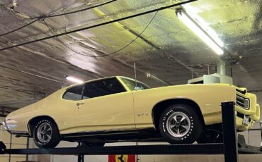 Pontiac-GTO-1969-Coupe-34