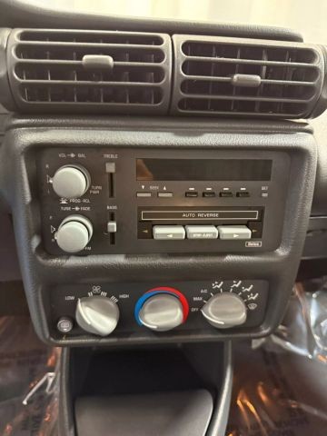 Pontiac-Grand-Am-1993-Coupe-23
