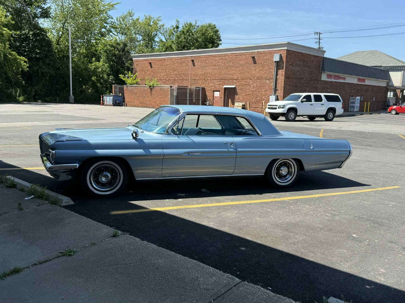 Pontiac-Grand-Prix-1962-Coupe-32