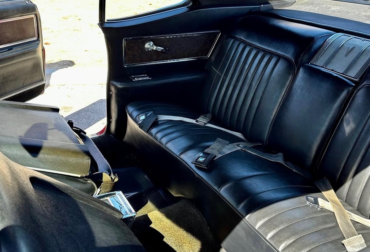 Pontiac-Grand-Prix-1968-5