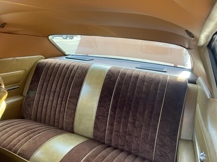 Pontiac-Grand-Prix-1969-Coupe-34