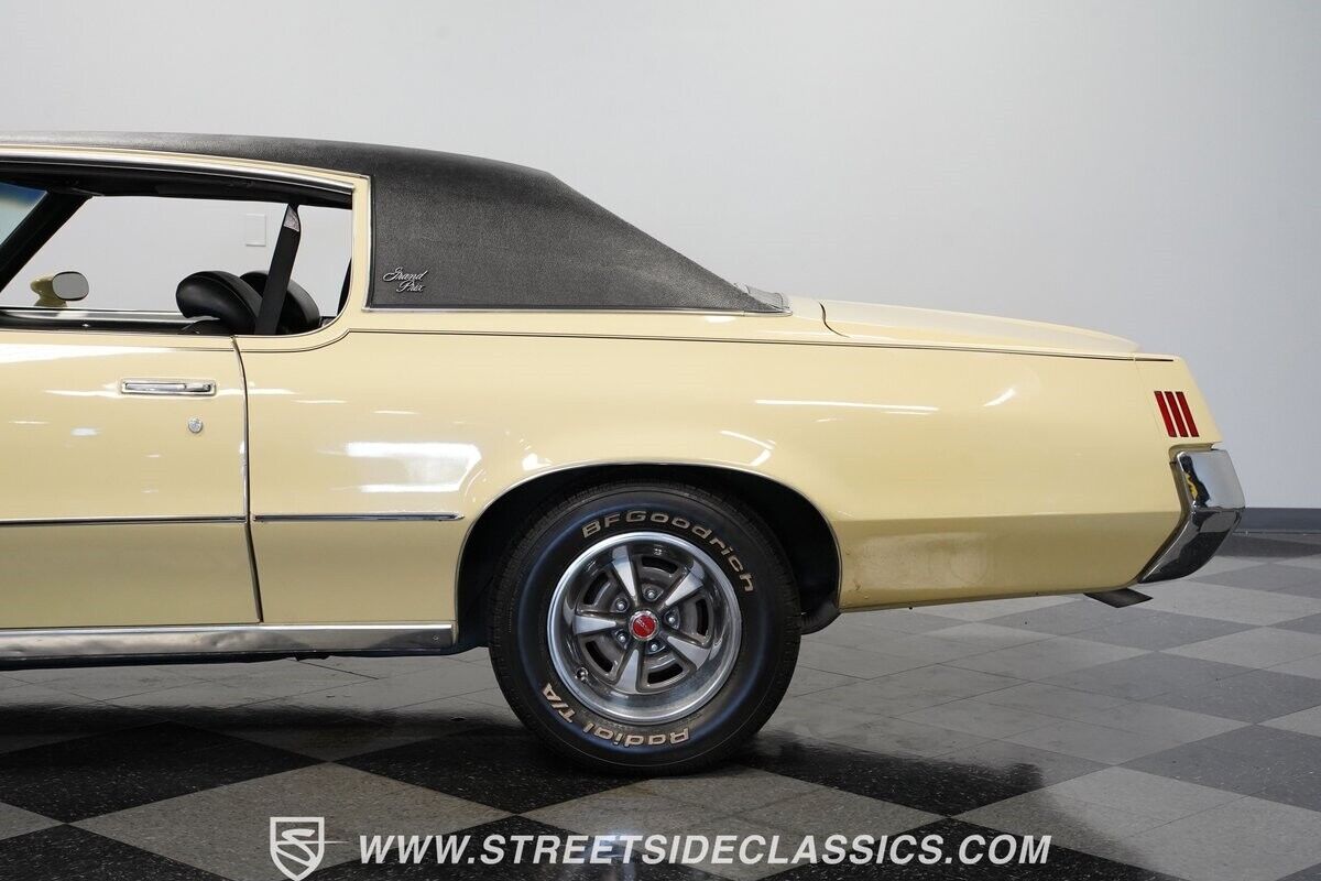 Pontiac-Grand-Prix-1972-Hardtop-24