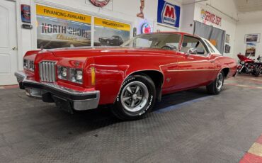 Pontiac-Grand-Prix-1977-2-Door-1