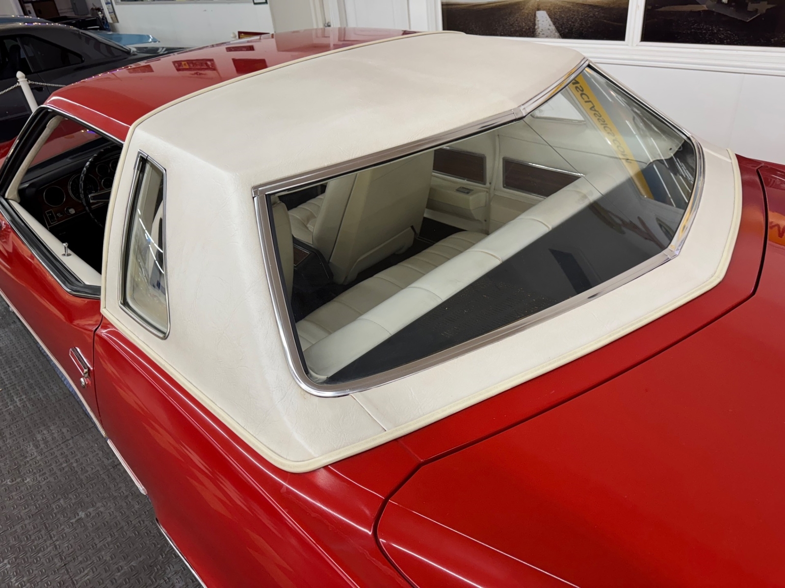 Pontiac-Grand-Prix-1977-2-Door-15