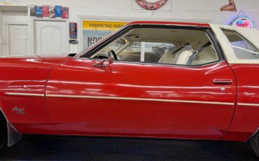 Pontiac-Grand-Prix-1977-2-Door-19