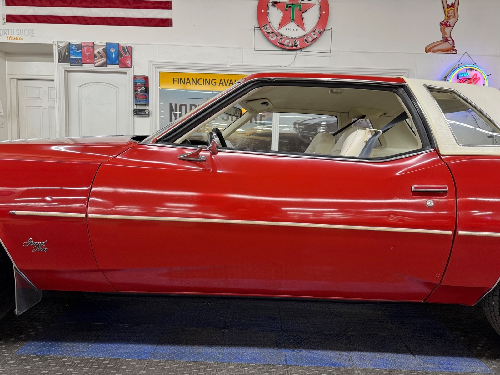 Pontiac-Grand-Prix-1977-2-Door-19
