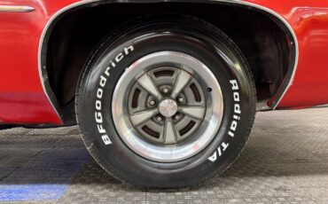 Pontiac-Grand-Prix-1977-2-Door-23