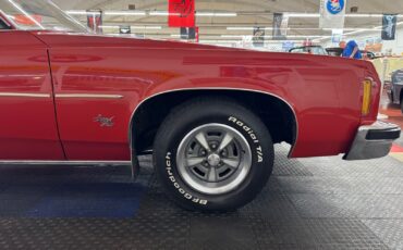Pontiac-Grand-Prix-1977-2-Door-26