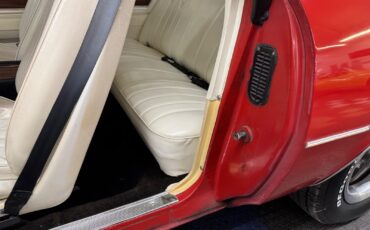 Pontiac-Grand-Prix-1977-2-Door-36