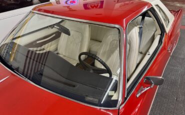 Pontiac-Grand-Prix-1977-2-Door-9