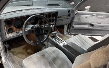 Pontiac-Grand-Prix-1986-Coupe-1