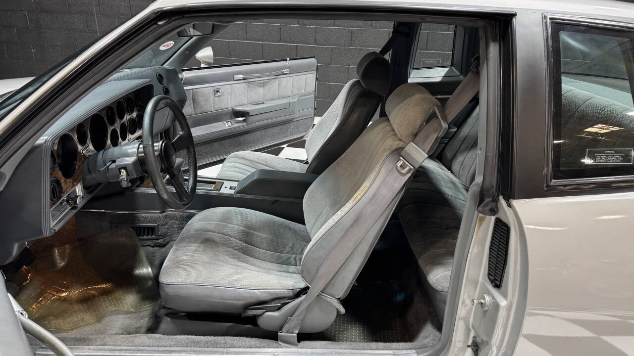 Pontiac-Grand-Prix-1986-Coupe-12