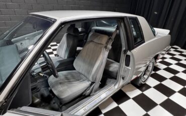 Pontiac-Grand-Prix-1986-Coupe-13