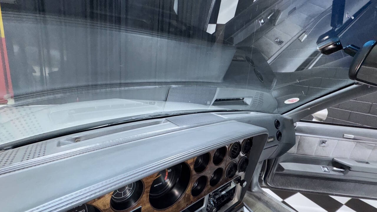 Pontiac-Grand-Prix-1986-Coupe-18