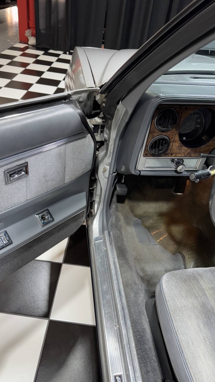 Pontiac-Grand-Prix-1986-Coupe-24