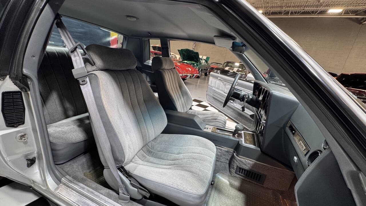 Pontiac-Grand-Prix-1986-Coupe-3