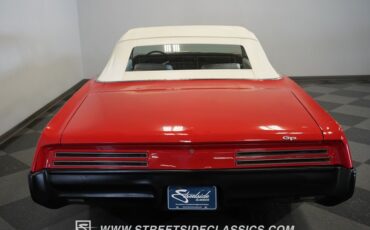 Pontiac-Grand-prix-1967-Red-White-1