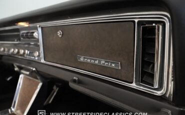 Pontiac-Grand-prix-1967-Red-White-24