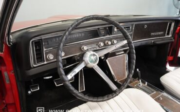 Pontiac-Grand-prix-1967-Red-White-33