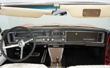 Pontiac-Grand-prix-1967-Red-White-4