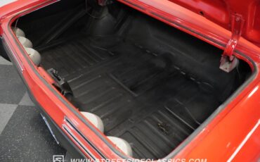 Pontiac-Grand-prix-1967-Red-White-40