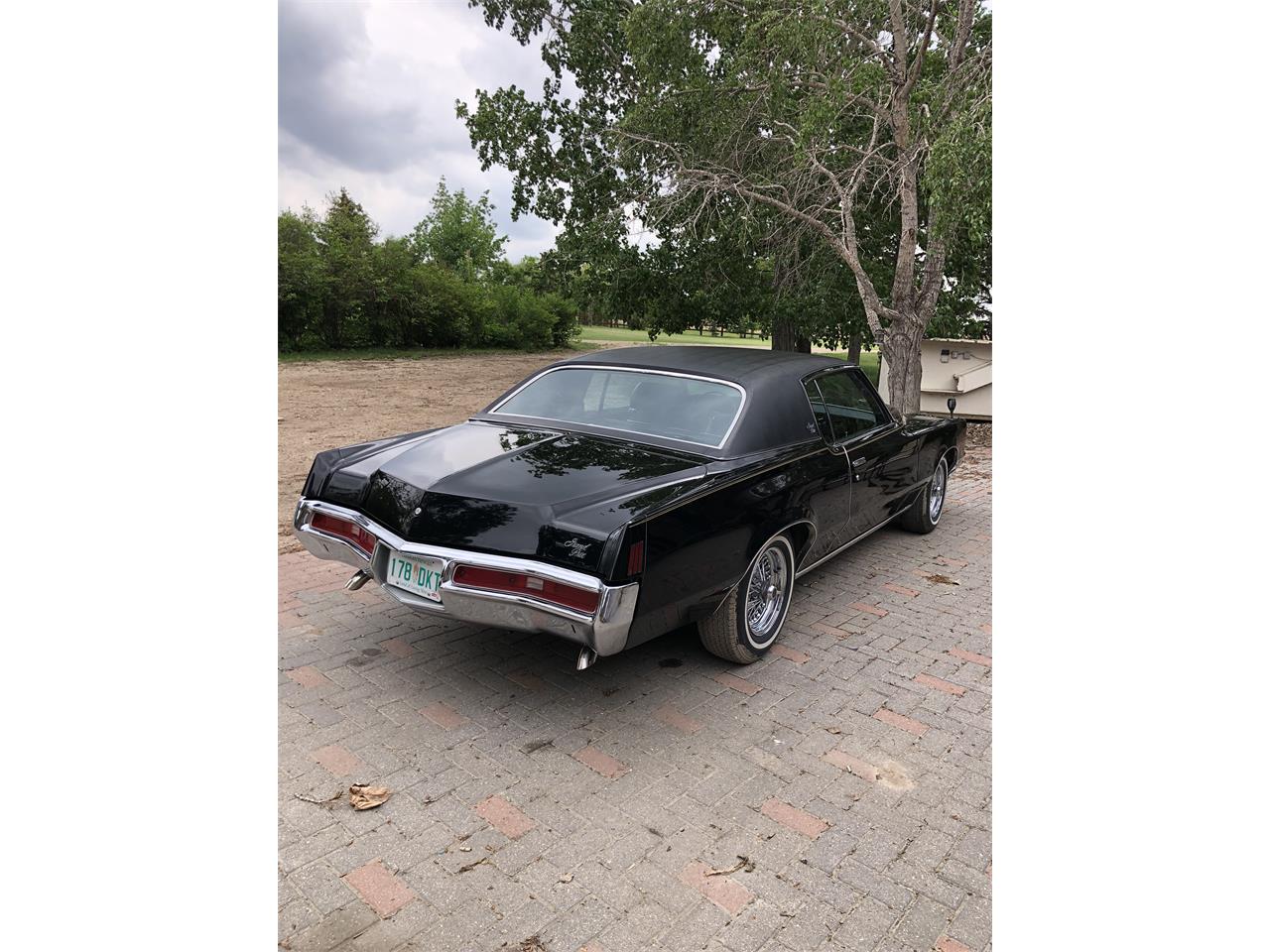 Pontiac-Grand-prix-1971-Black-Black-4