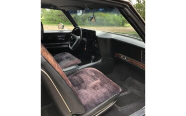 Pontiac-Grand-prix-1971-Black-Black-8